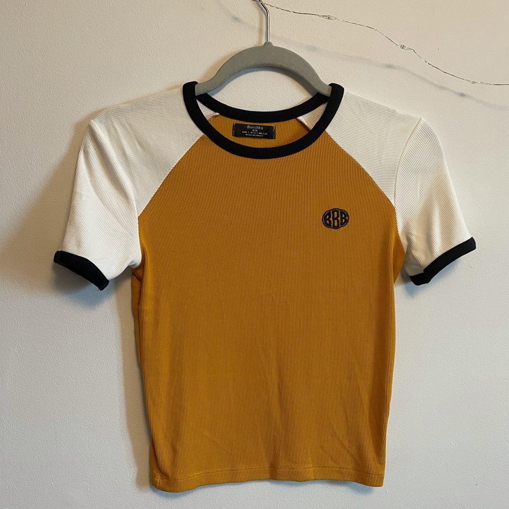 Bershka mustard white black tee
